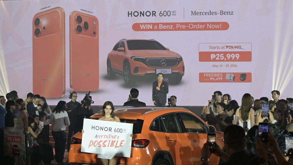 HONOR 600